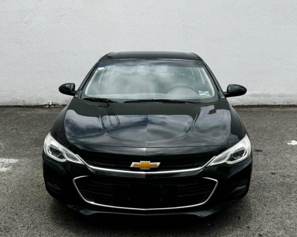 Chevrolet Cavalier 2021 - Image 2