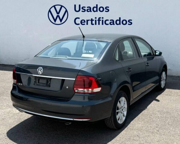 Volkswagen Vento 2017 - Image 5