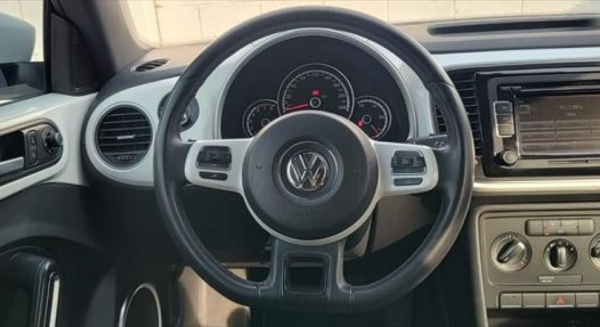 Volkswagen Beetle 2015 - Image 14