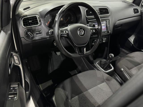 Volkswagen Polo 2021 - Image 12