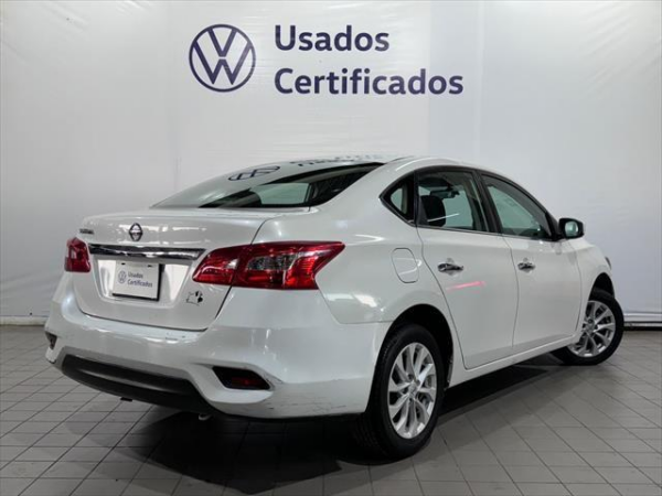 Nissan Sentra 2018 - Image 12