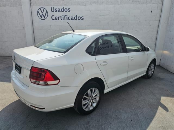 Volkswagen Vento 2017 - Image 12