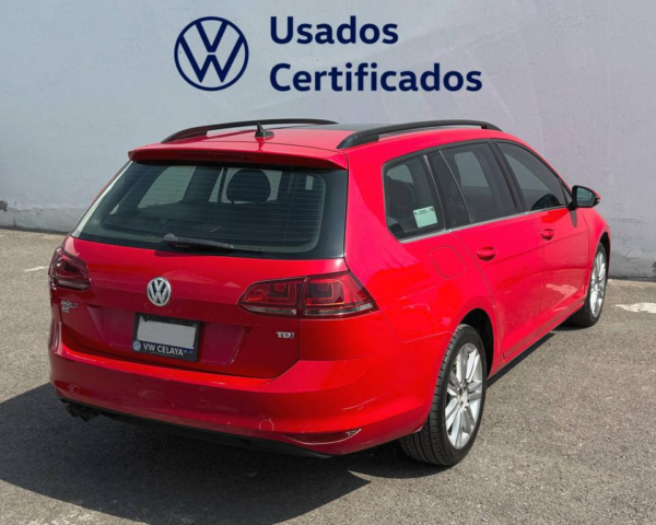 Volkswagen Golf 2016 versión Variant TDI 2.0 Aut. - Image 5